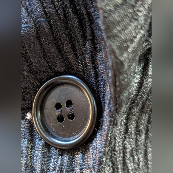 BCBG Crop Blazer puffed 3D shimmery fabric fun side zippers - Picture 7 of 13